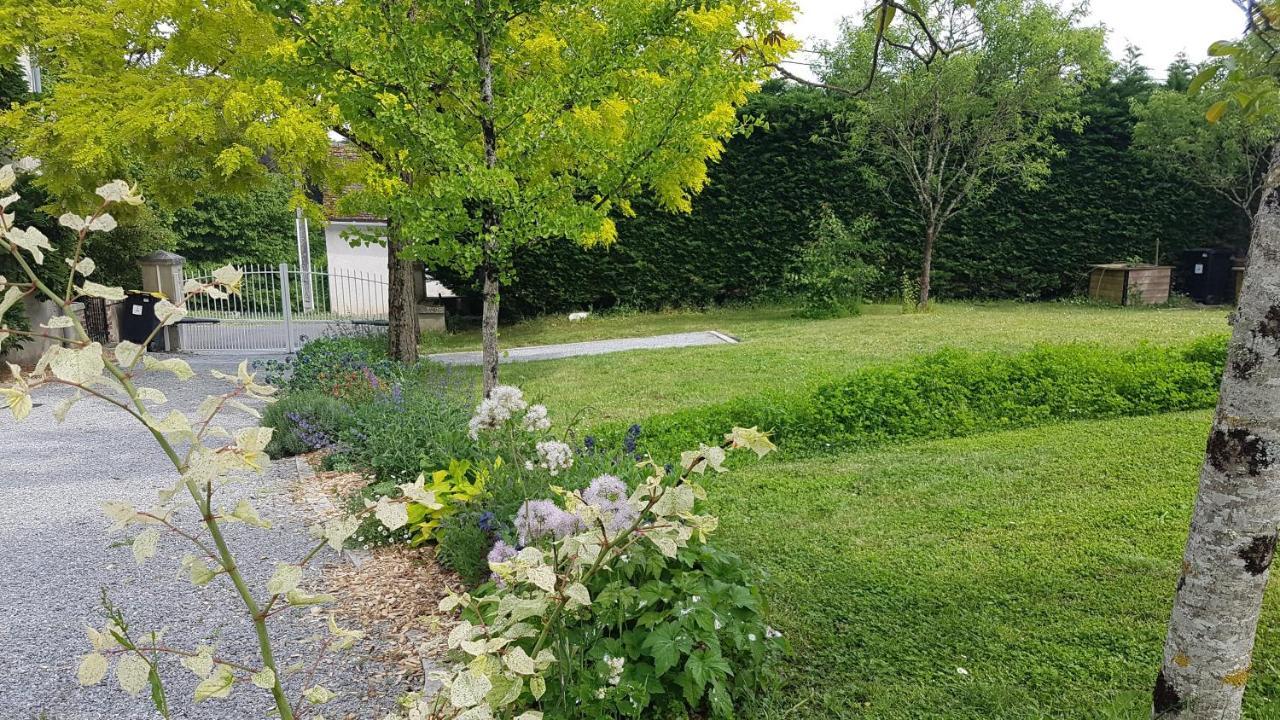 Les 7 Tilleuls - Chambres d'hôtes Mesland Exterior foto